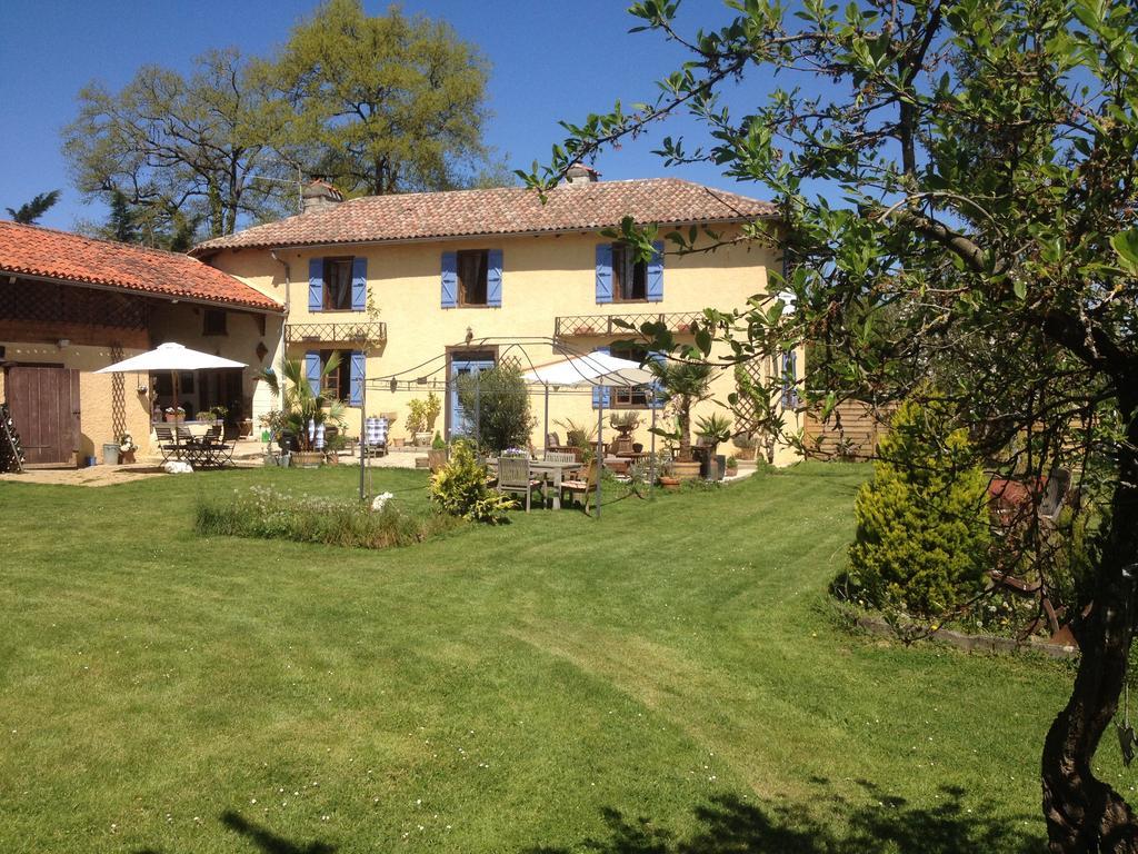 Domaine Le Chec Bed & Breakfast Saint-Ost Ngoại thất bức ảnh